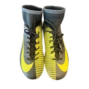 NIKE MERCURIAL VICTORY VI CR7 Soccer  Boots Cleats size 6 Youth